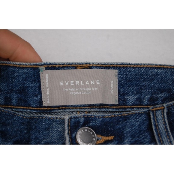Everlane Men's Relaxed Jeans in Blue - Picture 4 of 14